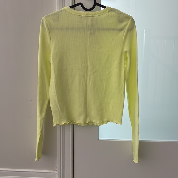 Bershka Yellow Long Sleeve Roundneck Top - Picture 2 of 6